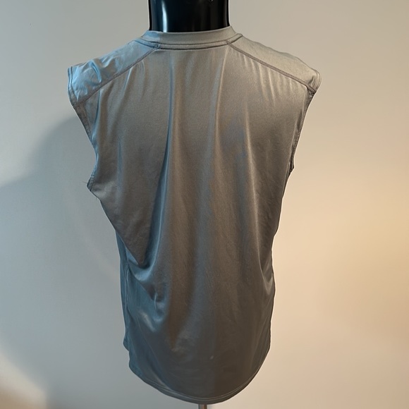 Dri-fit Nike - Picture 3 of 4